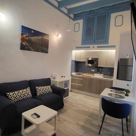 סביליה Apartamento Cuarta Puerta Centro Historico מראה חיצוני תמונה